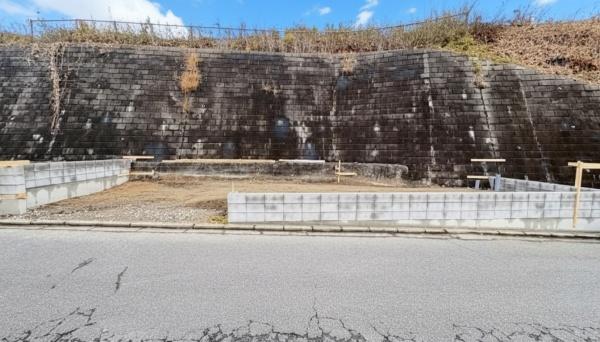 青葉区新石川３丁目　全２棟１号棟