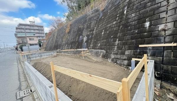 青葉区新石川３丁目　全２棟１号棟