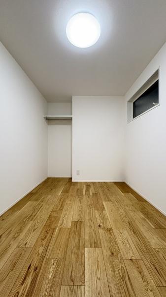 戸塚区戸塚町　全１棟