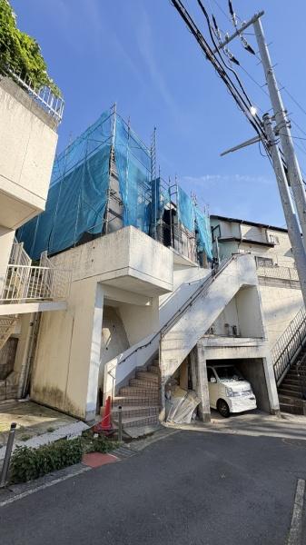 戸塚区戸塚町　全１棟