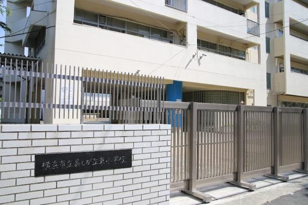 ドレッセＷＩＳＥたまプラーザＢ棟(横浜市立美しが丘東小学校)