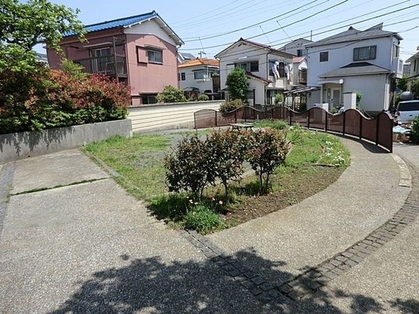 磯子区中浜町(中浜町公園)