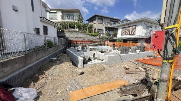 金沢区釜利谷西１丁目