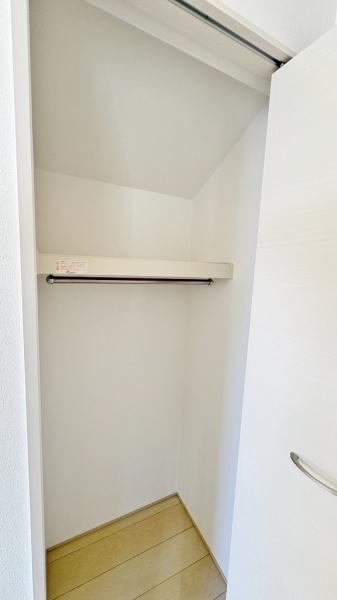 横浜市磯子区滝頭２丁目の中古一戸建て