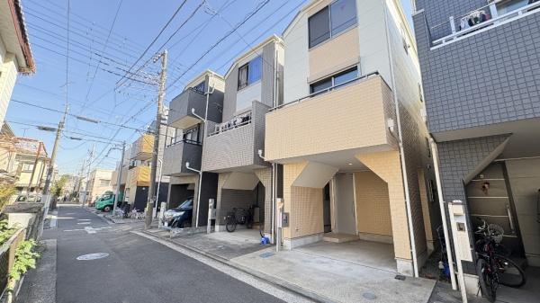 横浜市磯子区滝頭２丁目の中古一戸建て