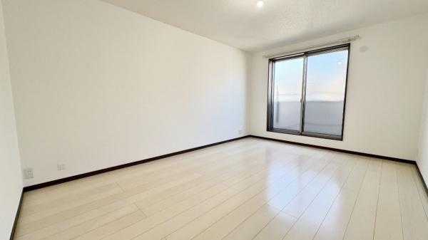 横浜市磯子区滝頭２丁目の中古一戸建て