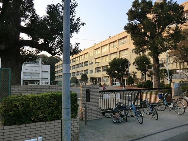 保土ケ谷区新井町(横浜市立新井小学校)
