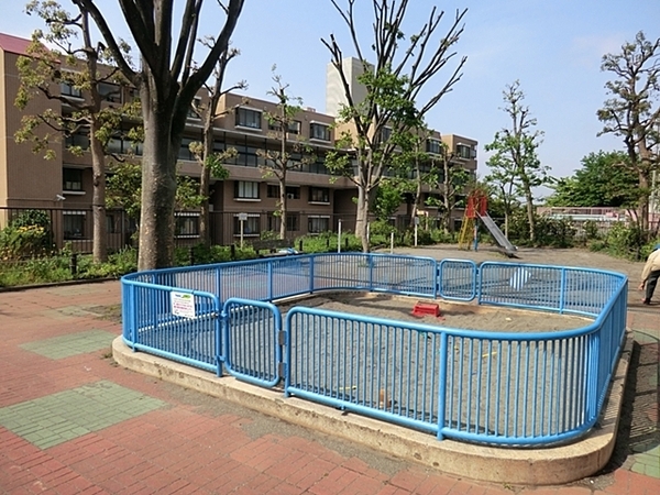 中区寺久保　全４棟３号棟(根岸旭台公園)