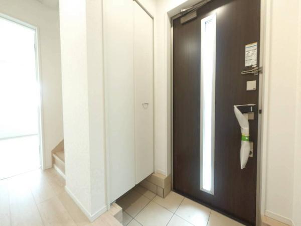 戸塚区南舞岡４丁目　全１棟
