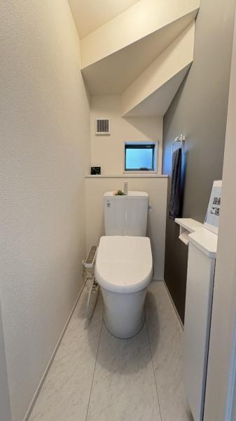 緑区白山２丁目　１号棟