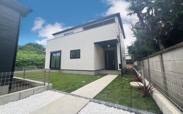 戸塚区小雀町　全２棟２号棟