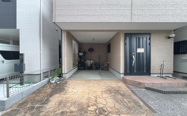 横浜市磯子区滝頭２丁目の中古一戸建て