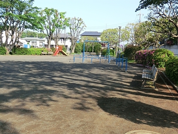 瀬谷区阿久和東３丁目　全１棟１号棟(阿久和小金第二公園)