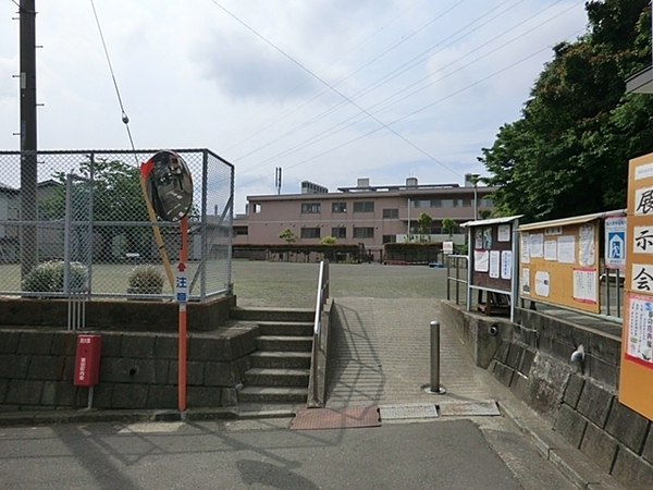 横須賀市佐原３丁目　全３棟Ａ２号棟(粟田２丁目第３公園)