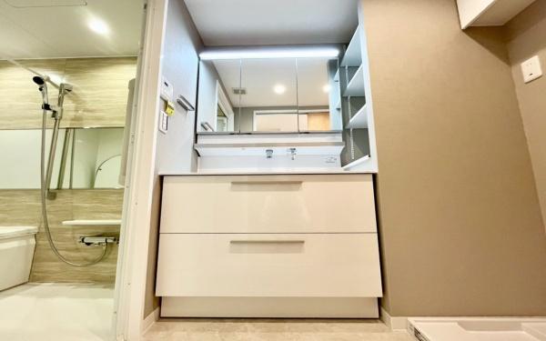 クリオ片倉町八番館