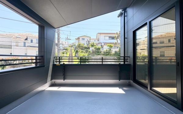 鶴見区北寺尾３丁目　全２棟２号棟
