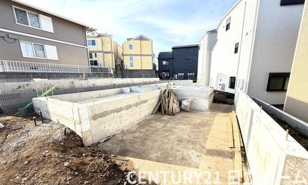 神奈川区松見町３丁目　全２棟２号棟