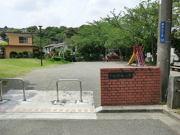 鎌倉市梶原２丁目　全３棟A号棟(びわだ北公園)
