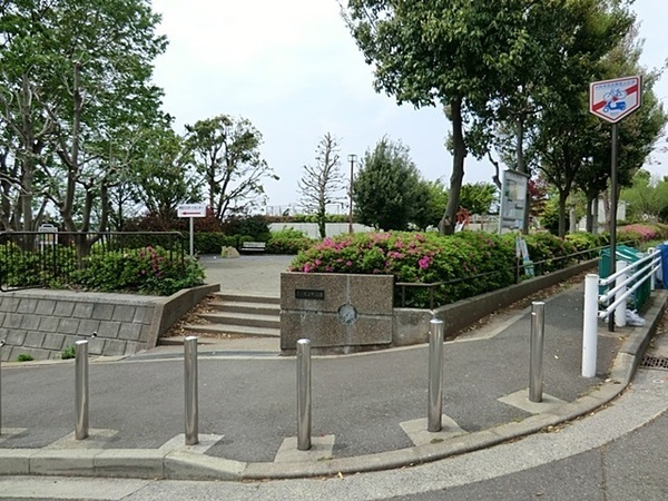 神奈川区三ツ沢上町　全３棟１号棟(三ッ沢上町公園)
