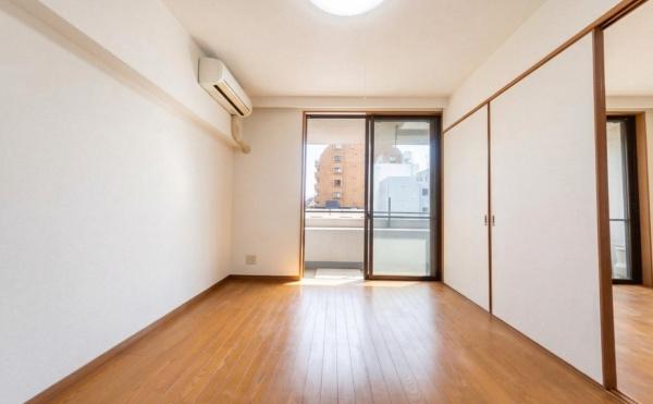 リベラル伊勢佐木町
