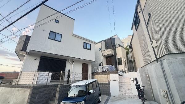 横浜市西区西戸部町２丁目の中古一戸建て