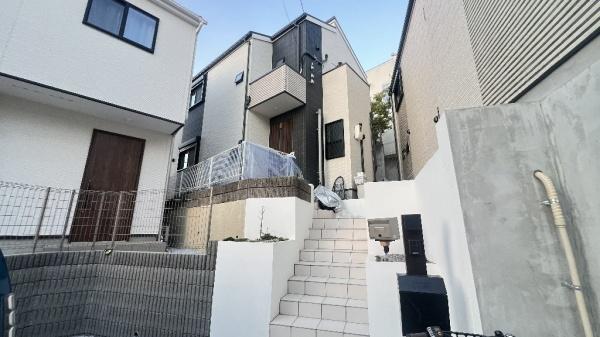 横浜市西区西戸部町２丁目の中古一戸建て