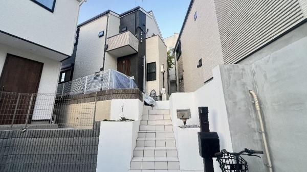 横浜市西区西戸部町２丁目の中古一戸建て