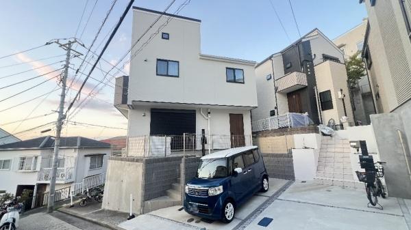 横浜市西区西戸部町２丁目の中古一戸建て