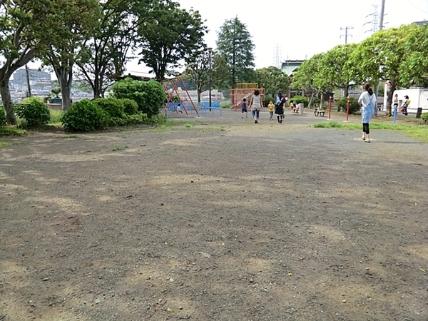 横浜市戸塚区戸塚町の中古一戸建て(戸塚南第一公園)