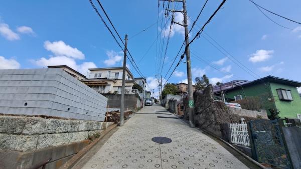 市南区六川２丁目　全３棟Ｂ号棟