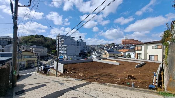 市南区六川２丁目　全３棟Ｂ号棟