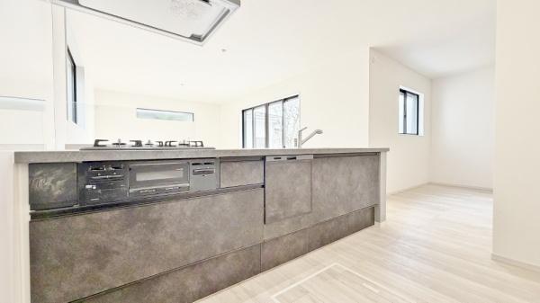 緑区北八朔町　全１棟１号棟