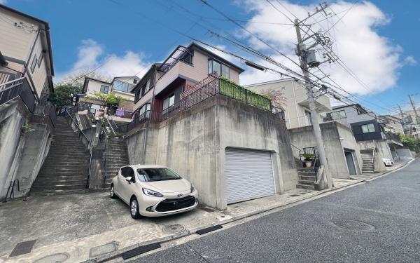 横浜市神奈川区子安台２丁目の中古一戸建て