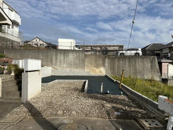 横浜市旭区白根８丁目の土地