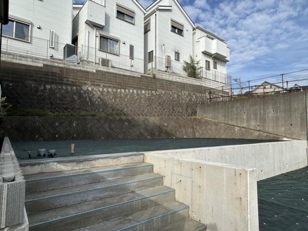 横浜市旭区白根８丁目の土地