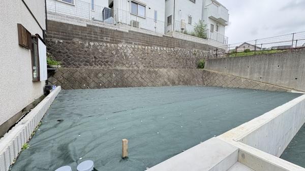 横浜市旭区白根８丁目の土地
