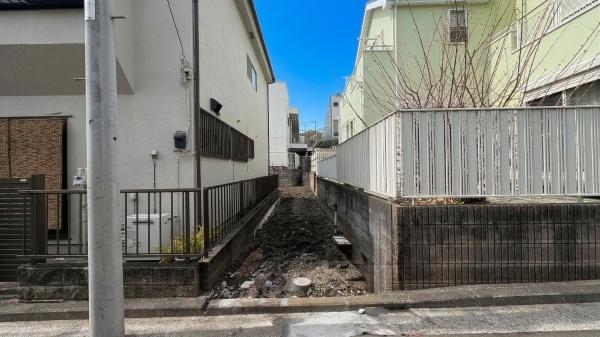 横浜市保土ケ谷区峰岡町３丁目の土地