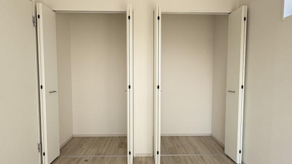 泉区和泉中央南4丁目　全2棟2号棟