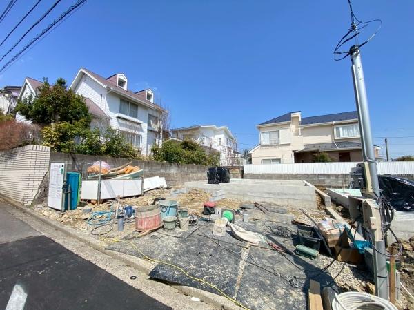 栄区亀井町　全２棟２号棟