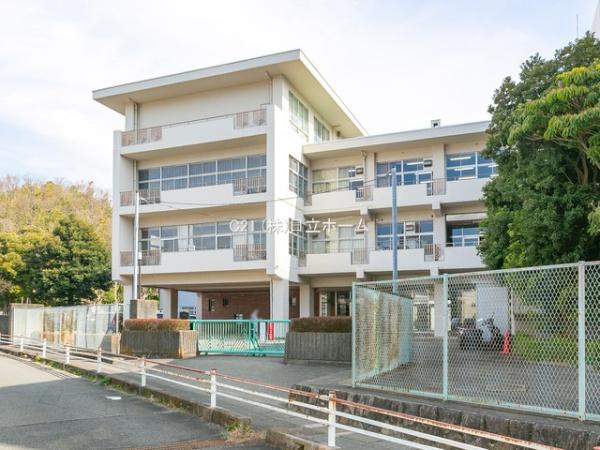 鎌倉市城廻の土地(鎌倉市立関谷小学校)