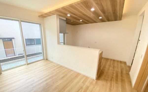鎌倉市浄明寺４丁目　全２棟２号棟
