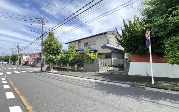 横浜市金沢区富岡西５丁目の土地
