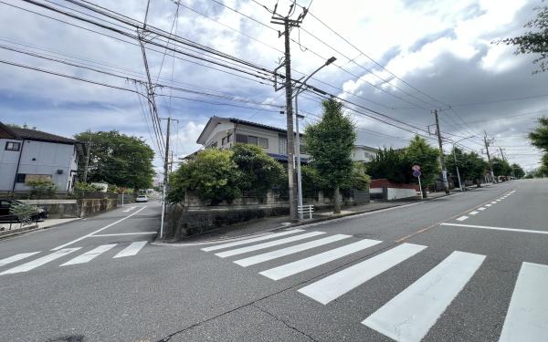 横浜市金沢区富岡西５丁目の土地