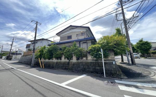 金沢区富岡西５丁目