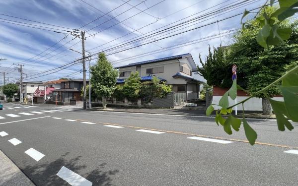 金沢区富岡西５丁目