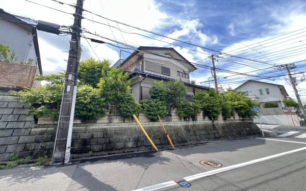 金沢区富岡西５丁目