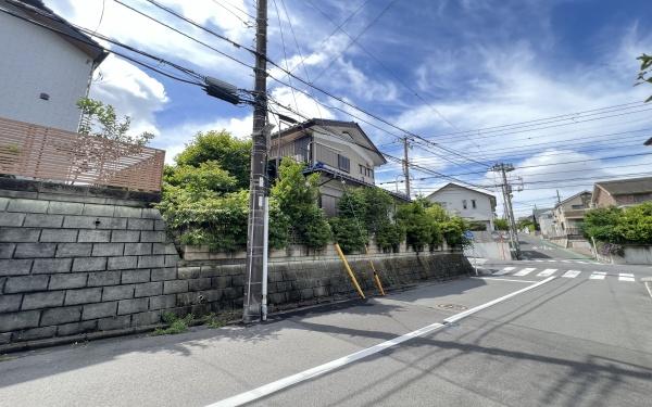 横浜市金沢区富岡西５丁目の土地