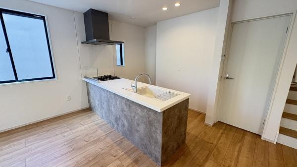 鎌倉市梶原３丁目の新築一戸建