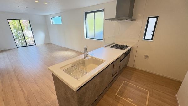 鎌倉市梶原３丁目の新築一戸建