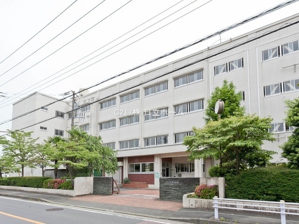 港北区新吉田東１丁目３期　全５棟３号棟(横浜市立新田中学校)